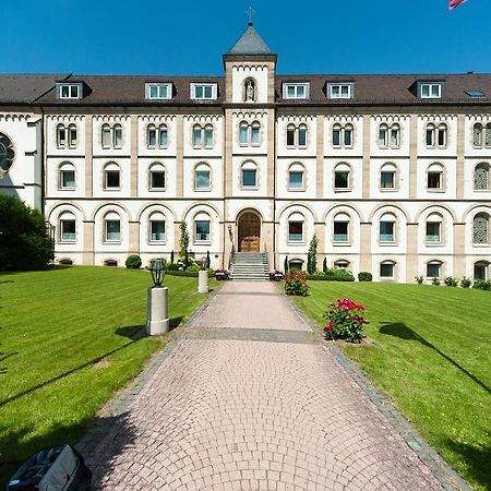 St. Bonifatiuskloster - Geistliches Zentrum Hünfeld Εξωτερικό φωτογραφία