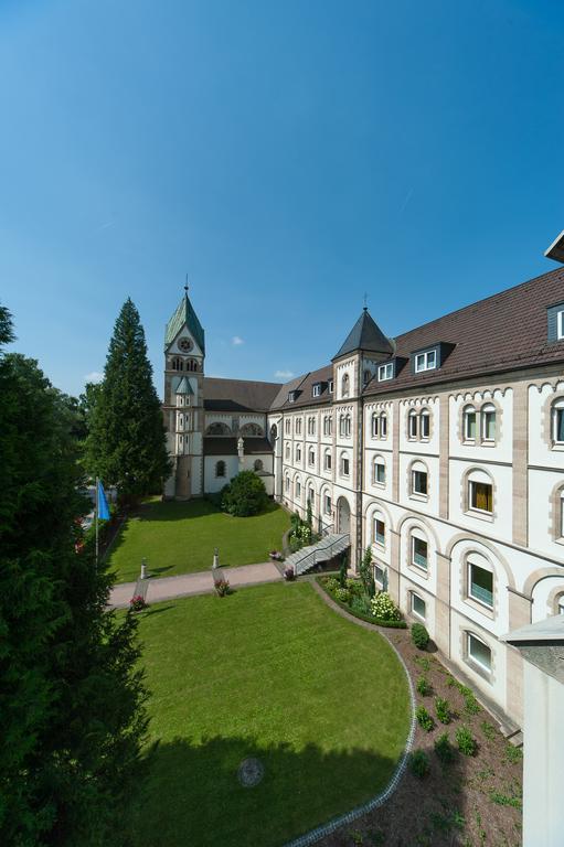 St. Bonifatiuskloster - Geistliches Zentrum Hünfeld Εξωτερικό φωτογραφία