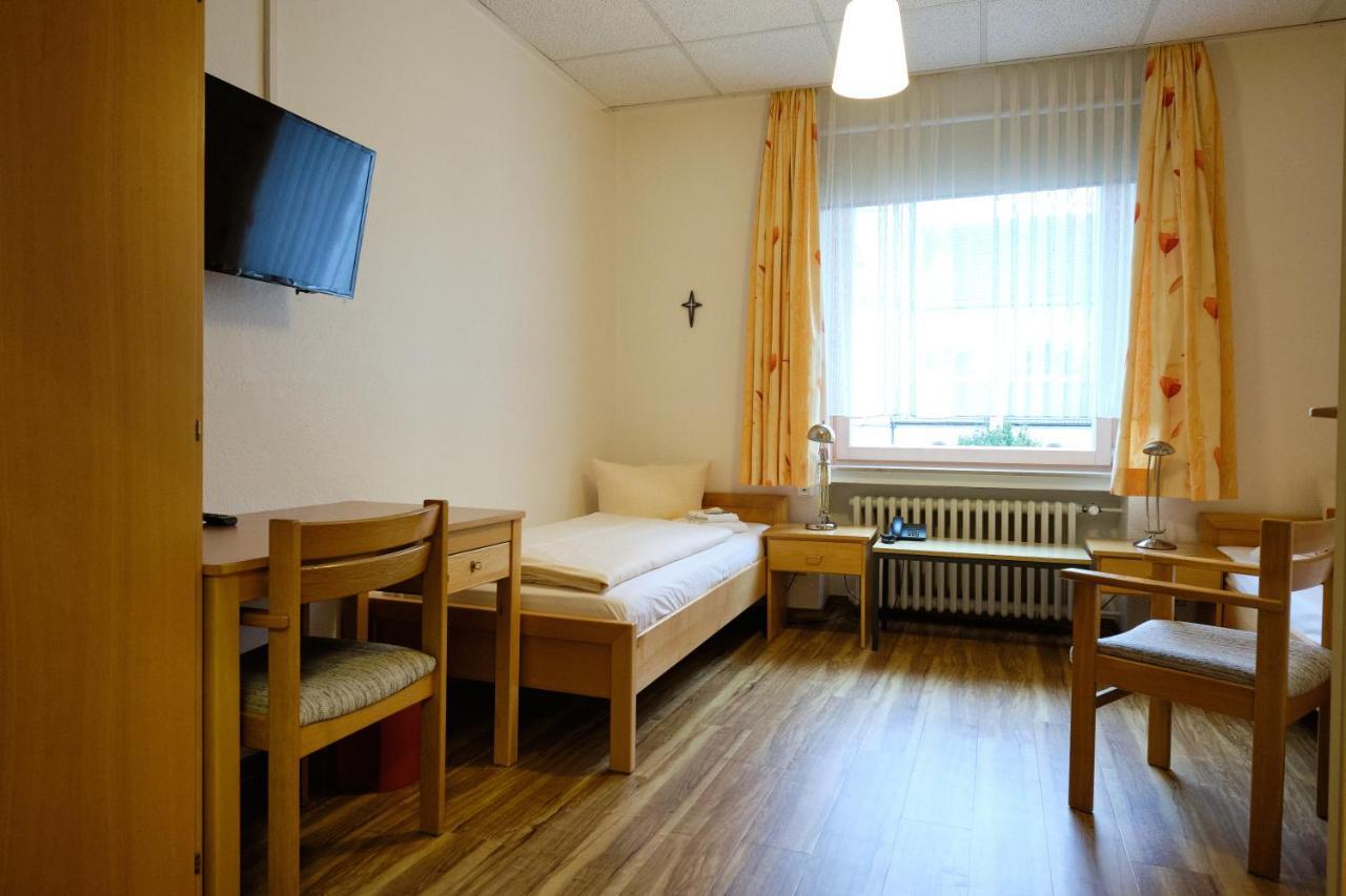 St. Bonifatiuskloster - Geistliches Zentrum Hünfeld Εξωτερικό φωτογραφία